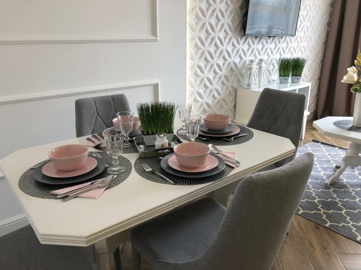 קילצה Family & Business Elegant Apartments Ul Warszawska - 2 Bedroom, Balcony, Parking מראה חיצוני תמונה