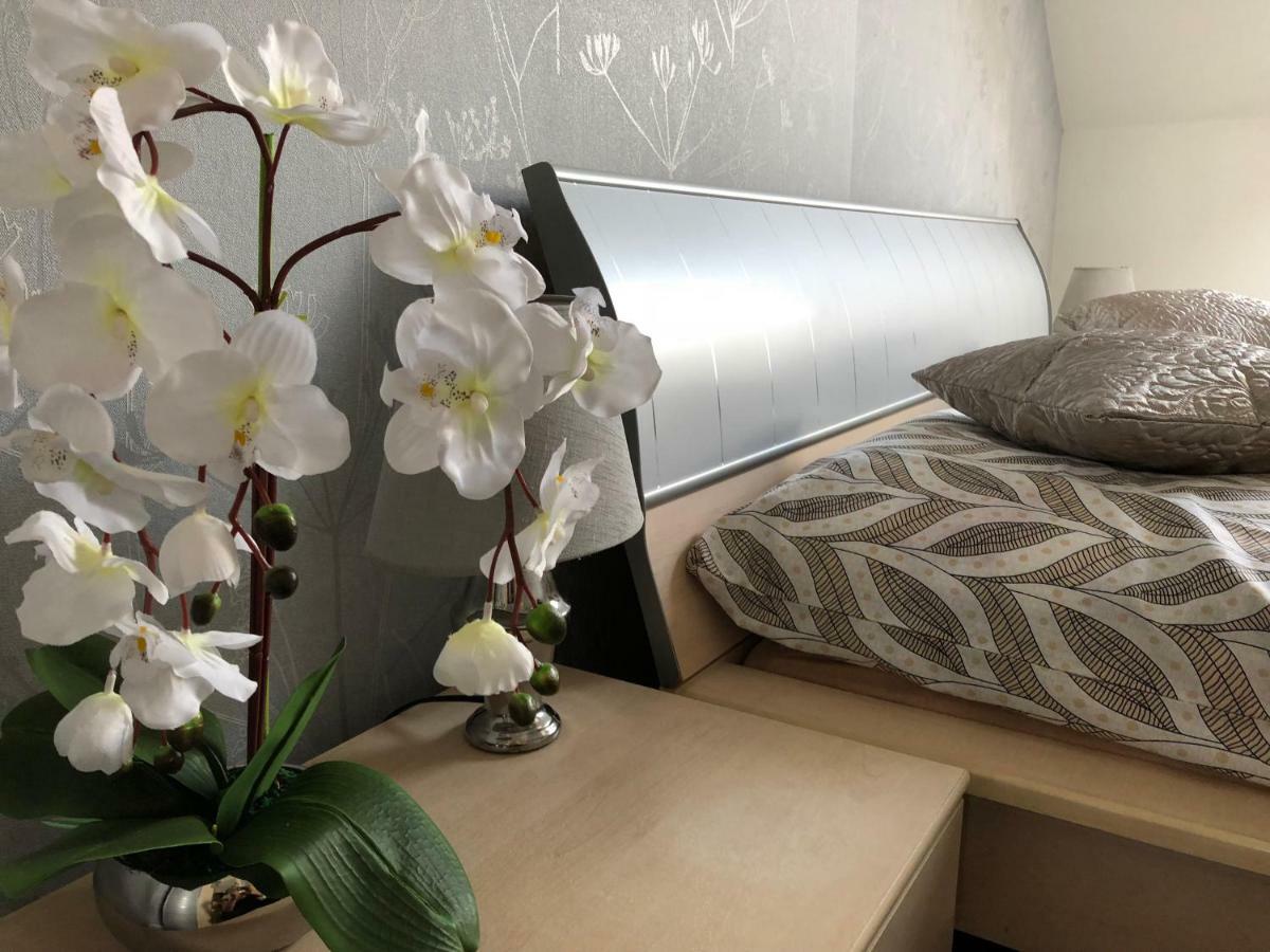 קילצה Family & Business Elegant Apartments Ul Warszawska - 2 Bedroom, Balcony, Parking מראה חיצוני תמונה