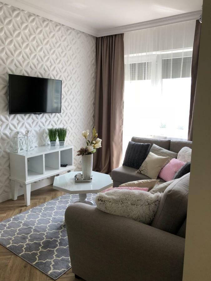 קילצה Family & Business Elegant Apartments Ul Warszawska - 2 Bedroom, Balcony, Parking מראה חיצוני תמונה