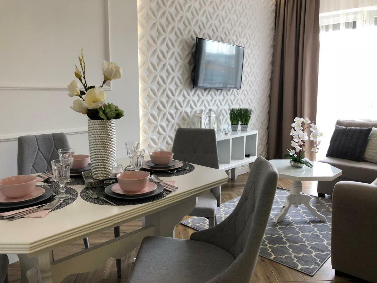 קילצה Family & Business Elegant Apartments Ul Warszawska - 2 Bedroom, Balcony, Parking מראה חיצוני תמונה