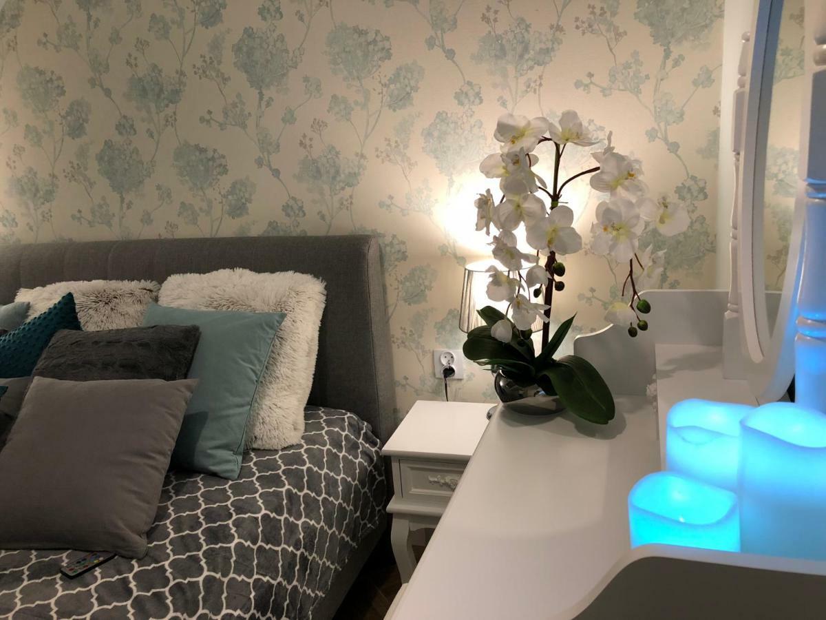 קילצה Family & Business Elegant Apartments Ul Warszawska - 2 Bedroom, Balcony, Parking מראה חיצוני תמונה